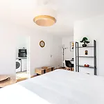 Guestready - Serene Retreat With A Balcony